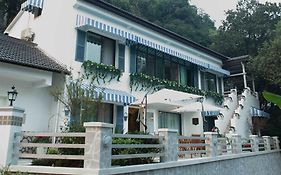 Hangzhou Westlake Reclusive Life Villa Hotel Baiyue Qiao Branch